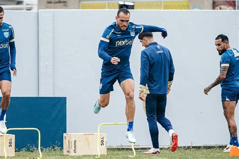 Avaí tem volta de Mário Sérgio contra o CRB; João Paulo segue .